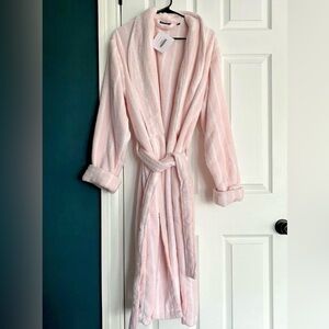 Brooklyn Super Plush Robe, Unworn